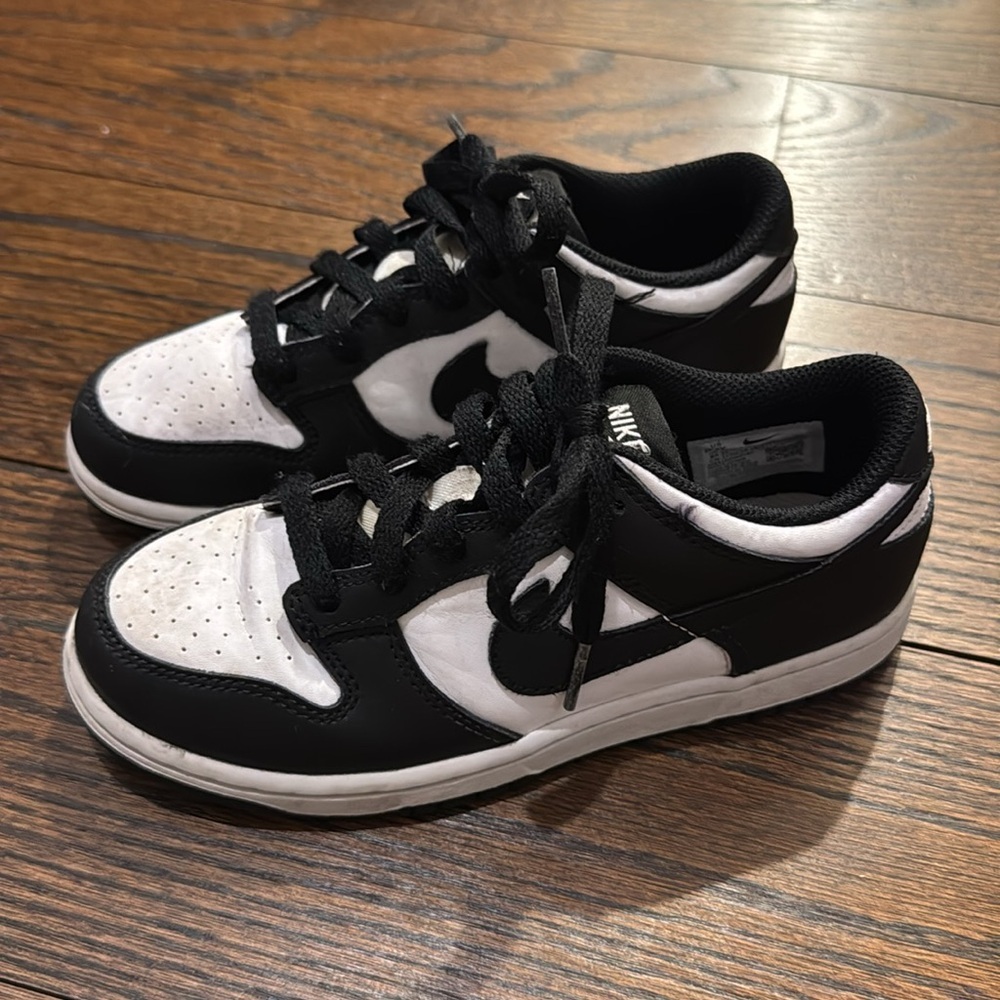 Nike dunk low panda black and white little kid - Picture 4 of 8